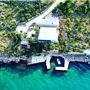 Antea Apartmán Starigrad Paklenica