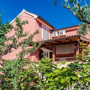 Nadica Apartman Baška