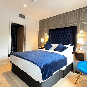 Merrion Square Apartment
